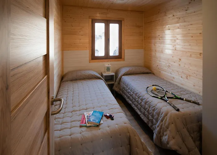 Bungalows Laspaules Camping *